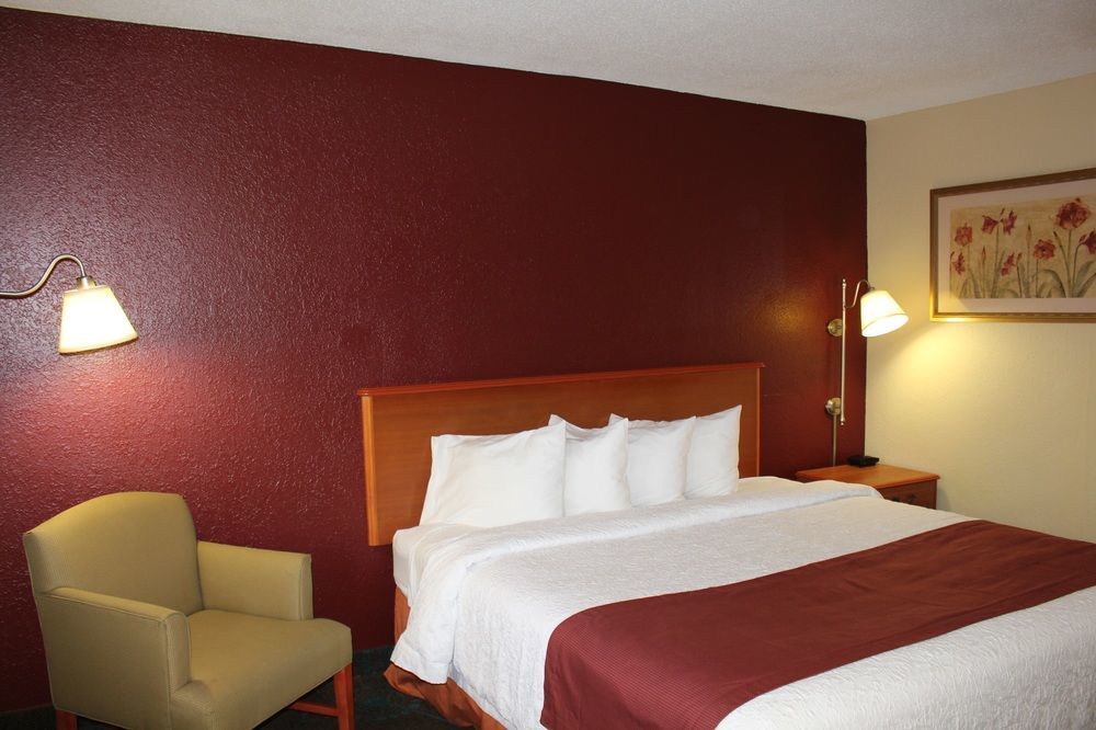 Red Roof Inn Augusta - Washington Road Buitenkant foto
